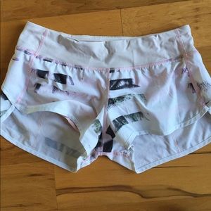 Lululemon Speed Shorts 8 EUC